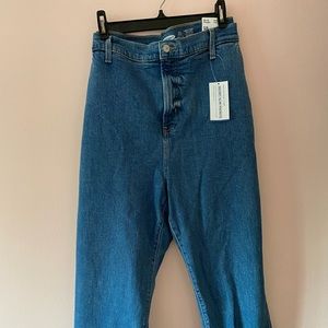NWT old navy high waisted mom jeans in blue denim